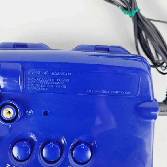 Sony Walkman Sports WM-FS111 RARE BLUE Portable AM/FM Cassette Player Headphones - Picture 5 of 15